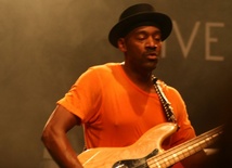 Marcus Miller ranny w wypadku