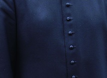  Ks. kan. Zygmunt Zapaśnik pochodzi z Siedliska k. Nowej Soli. Obecnie jest ojcem duchownym i wykładowcą teologii duchowości w paradyskim seminarium