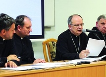  W seminarium udział wzięli bp Jan Kopiec, bp Andrzej Czaja, ks. Adam Rogalski i ks. Artur Sepioło