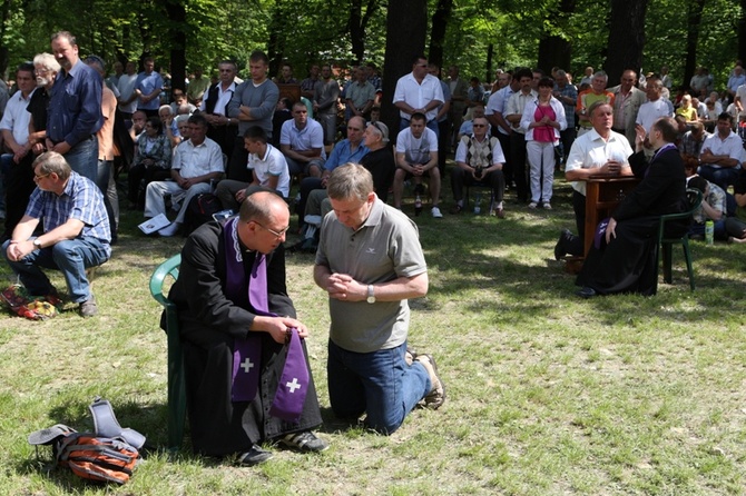 Mężczyźni w Piekarach 2012