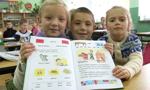 270 mln zł na edukację mniejszości 