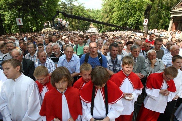 Mężczyźni w Piekarach 2012