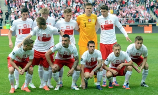 Czarny koń biało-czerwony?