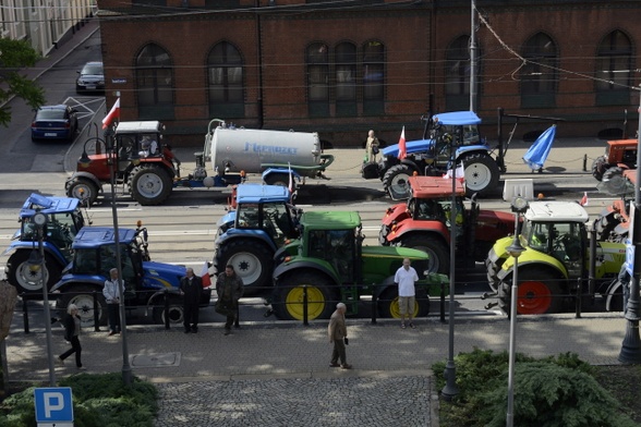 Bydgoszcz: Inwazja ciągników trwa