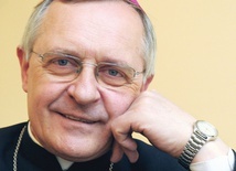  Bp Edward Dajczak jest od kilku kadencji delegatem episkopatu ds. krajowego duszpasterstwa nauczycieli 