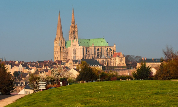 Katedra w Chartres – rewolucjoniści francuscy zamierzali ją zburzyć