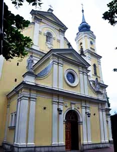 Barokowa świątynia w Szczucinie.