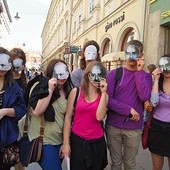 Ciekawy projekt Fundacji UBIK Laboratorium Innowacji Oswoić kozetkę