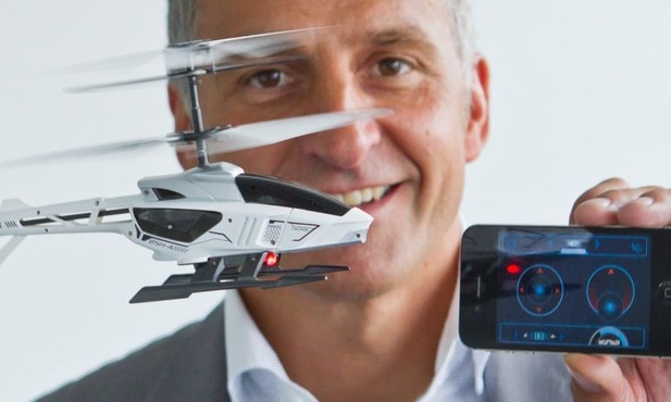 Helikopter sterowany smartfonem