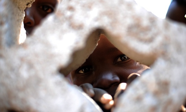 Sudan zamyka szkoły katolickie