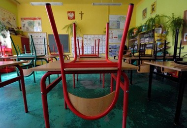 Opustoszała Szkoła Podstawowa nr 8 w Przemyślu po uroczystym zakończenia roku szkolnego