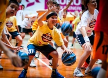 Jeden na jednego z gwiazdą NBA