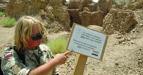 Archeolog Agnieszka Dolatowska