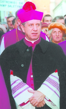 Bp Andrzej Dzięga, 