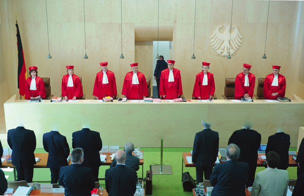 Federalny Trybunał  Konstytucyjny RFN jest ważnym strażnikiem nadrzędności prawa stanowionego w Berlinie nad unijnym