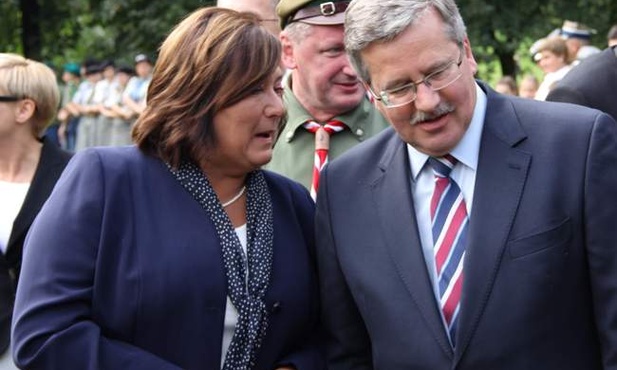Komorowskiemu ufają, Palikotowi - przeciwnie