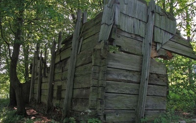 Cerkiew podniesiona z ruin