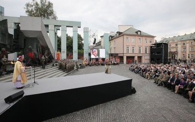 Bp Guzdek: Miarą wolności jest gotowość do służby