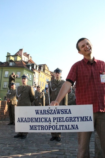 Wymarsz Warszawskiej Akademickiej Pielgrzymki Metropolitalnej na Jasna Górę