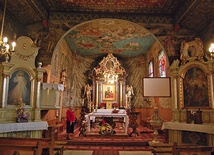 Polichromia kościoła jest późnobarokowa, pochodzi z 1719 r.