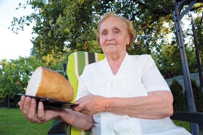 – Chleb – jego wartości nie zna ten, kto nie zaznał w życiu prawdziwego głodu – mówi Zofia Michalik