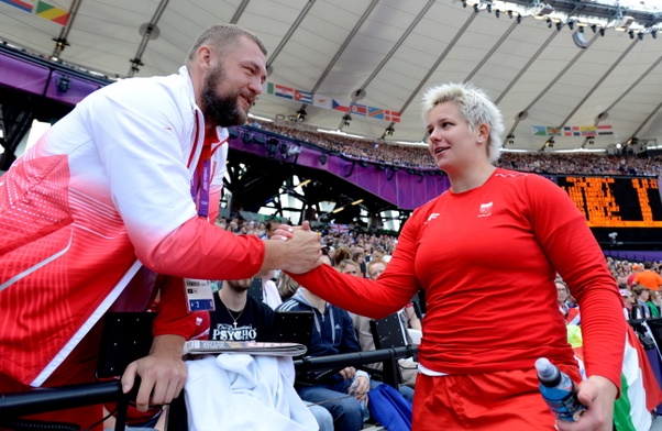 Kajakarki bez medalu, dobry start Włodarczyk