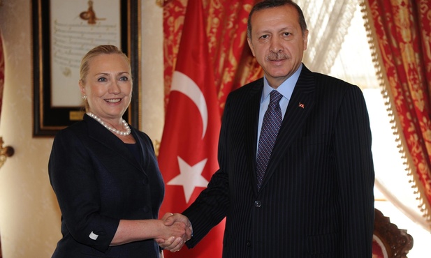 Clinton na ratunek Syrii