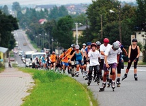 270 kilometrów przed cudowny wizerunek Madonny pokonują w cztery dni. Podobno niezapomniane przeżycie...