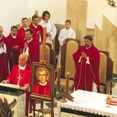  Eucharystii przewodniczył ks. kan. Stanisław Sikorski