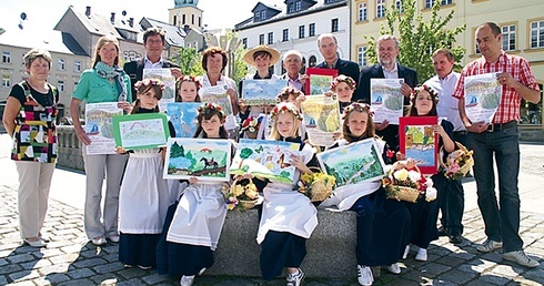 Dzieci ze szkoły podstawowej w Sebnitz (Saksonia) jako jedne z pierwszych przygotowały swoje prace