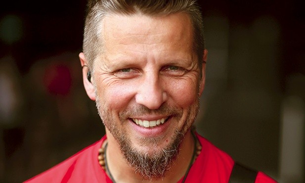Robert Litza Friedrich (1968), gitarzysta, kompozytor, autor tekstów. Grał m.in. w  Acid Drinkers, Turbo,  Flapjacku.Obecnie zobaczymy go na scenie z Luxtorpedą, Kazikiem na żywo, 2 Tm2,3 i Arką Noego, ktorej jest pomysłodawcą