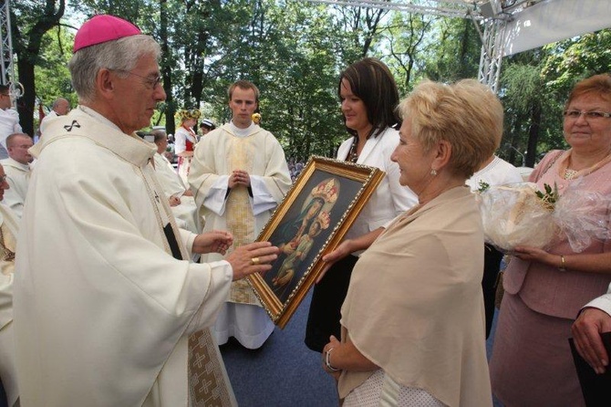 Pielgrzymka kobiet do Piekar Śląskich 19.08.2012