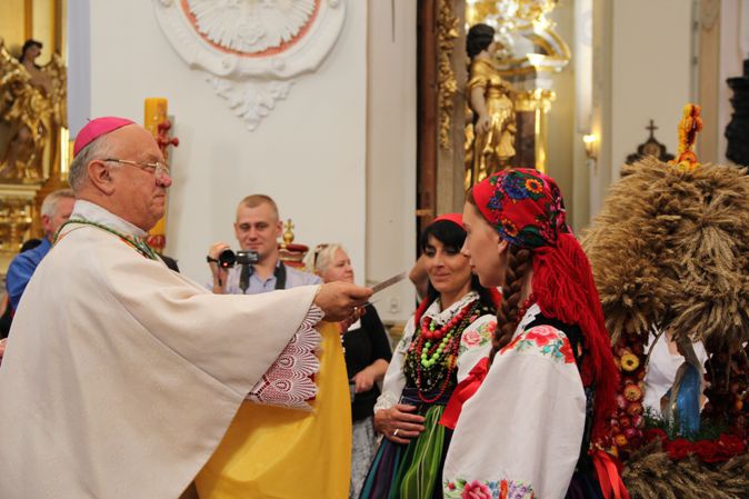 Dożynki w parafii katedralnej w Łowiczu