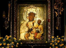 Czarna Madonna nadal podróżuje