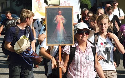  Wędrówka z obrazem Jezusa Miłosiernego w sierpniu, a od września, po wakacyjnej przerwie, w naszej diecezji będzie wznowiona peregrynacja obrazu Jezusa Miłosiernego