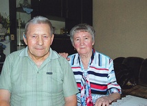Barbara i Józef Krzemieniewscy są najbliższymi sąsiadami kościoła 