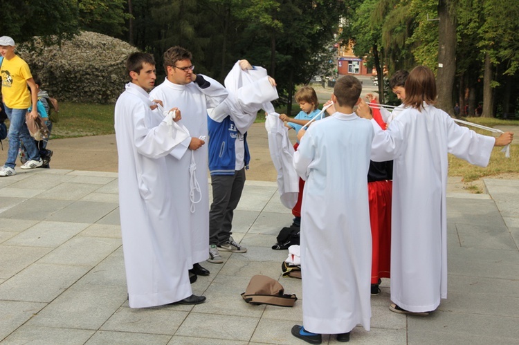 Ministranci w Piekarach Śląskich