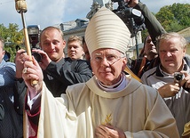 Nowy ordynariusz objął rządy w Łodzi