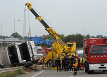 Po wypadku we Francji: dwie osoby w stanie krytycznym