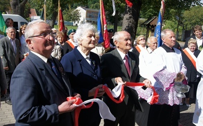 Poświęcenie tablicy sybirackiej