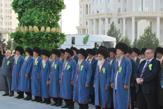 Turkmenistan - kraj, ludzie i rodzący się Kościół