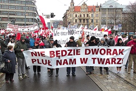 Kiedy ok. 7 tys. ludzi blokuje główne ulice miasta, najwyraźniej nie jest to wydarzenie godne uwagi 