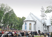 We wszystkich nabożeństwach w trakcie odpustu w Płokach uczestniczył tłum wiernych