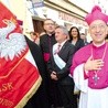 10 lat temu abp Francesco Pio Tamburrino ogłosił, że kościół Świętych Piotra i Pawła został podniesiony  do rangi bazyliki mniejszej