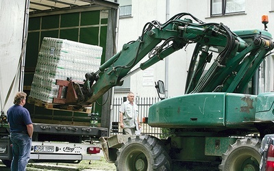 W biurze Caritas cały czas trwa akcja przekazywania darów  dla powodzian