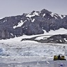 Naukowcy spędzą rok na statku uwięzionym w lodach Arktyki