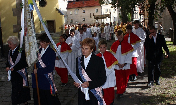 Kapłan bezkompromisowy