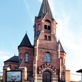 Kościół został wzniesiony na początku ubiegłego wieku według projektu Jana Sasa-Zubrzyckiego 