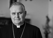 Biskup Marian Duś