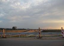 Węzeł autostradowy w Wiskitkach jest jeszcze w budowie